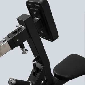 Iso-lateral horizontal rowing machine
